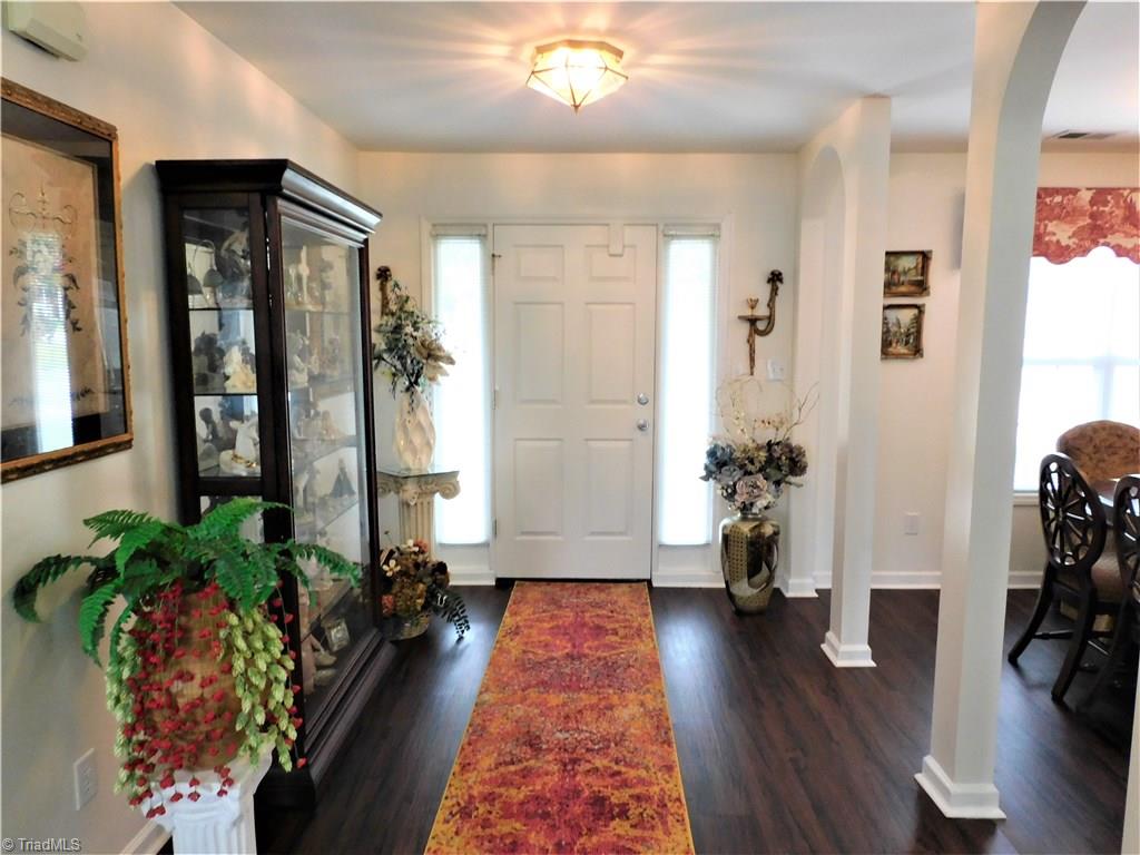 2456 Willard Road High Point, NC 27265 - Photo 4 of 38