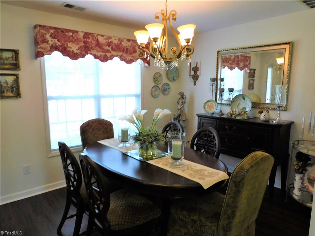 2456 Willard Road High Point, NC 27265 - Photo 5 of 38