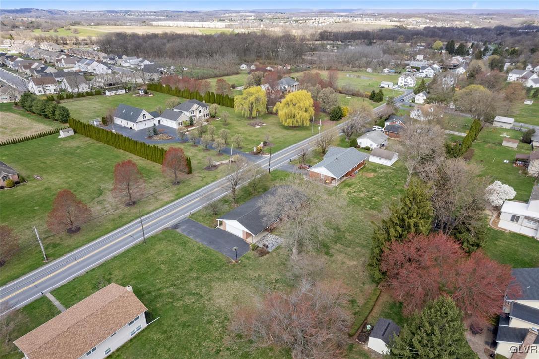 690 Daniels Road Nazareth, PA 18064 - Photo 38 of 41 Gallery Image 38