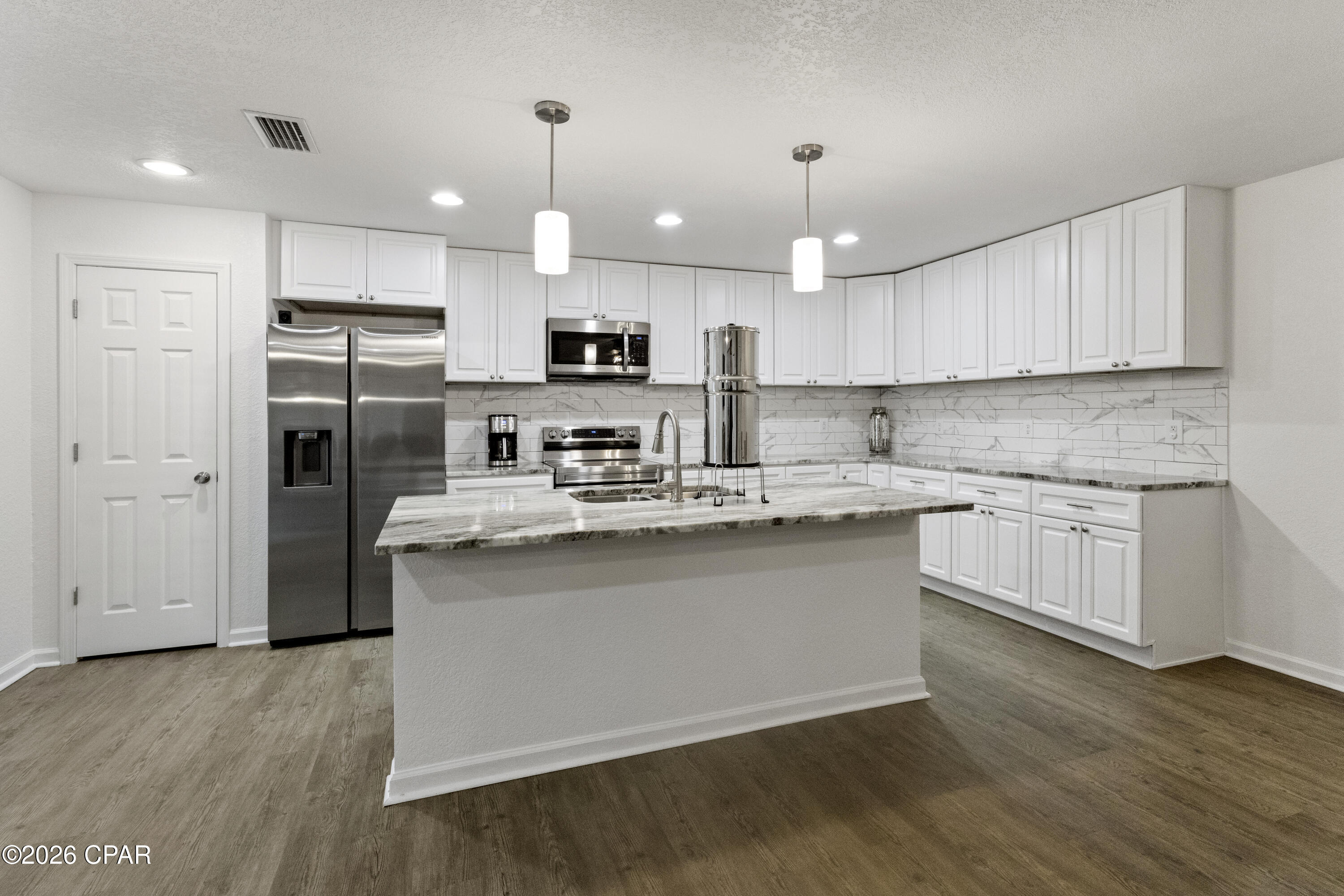 2139 Dothan Court Chipley, FL 32428 - Photo 4 of 31