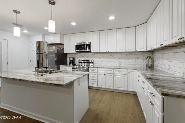 $329,999 | 2139 Dothan Court, Chipley, FL 32428