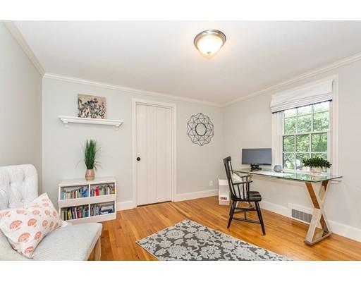 41 Woodbriar Road Wakefield, MA 01880 - Photo 6 of 29 Gallery Image 6