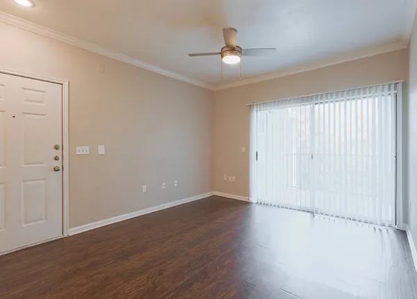 $1,334 | 10505 South I-35 Frontage Road, Unit 1522, Austin, TX 78747