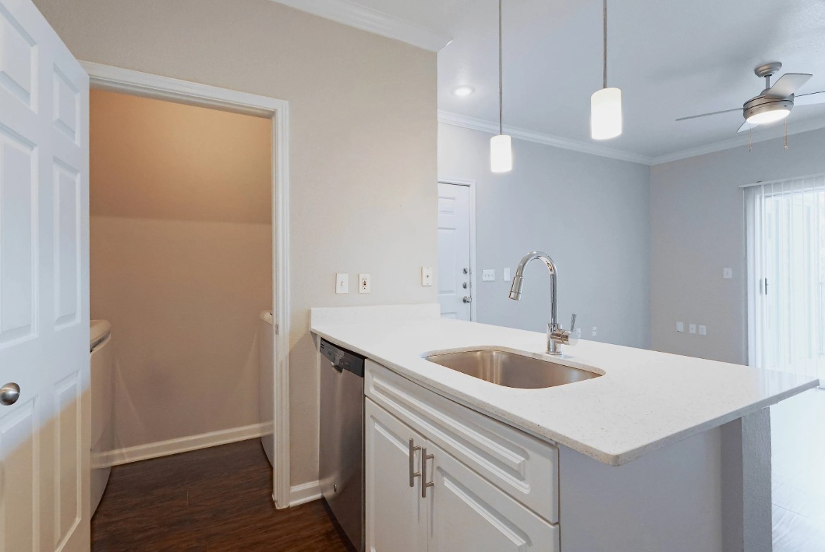 10505 South I-35 Frontage Road, Unit 1522 Austin, TX 78747 - Photo 6 of 17 Up to 8 Weeks Rent Free!
Don’t miss out on this limited-time offer — contact our team today to learn more and find the perfect unit for you!