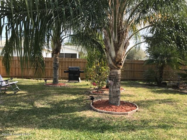 326 Stendal Road Northwest Palm Bay, FL 32907 - Photo 17 of 19 IMG_0078