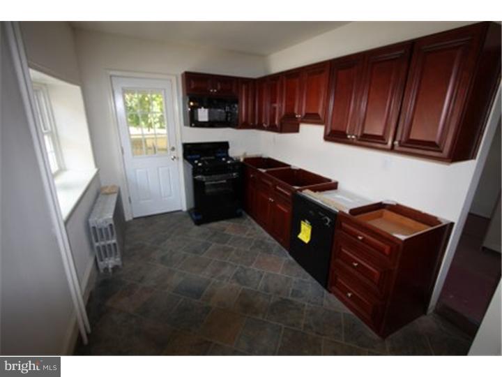 348 West Johnson Street Philadelphia, PA 19144 - Photo 6 of 19