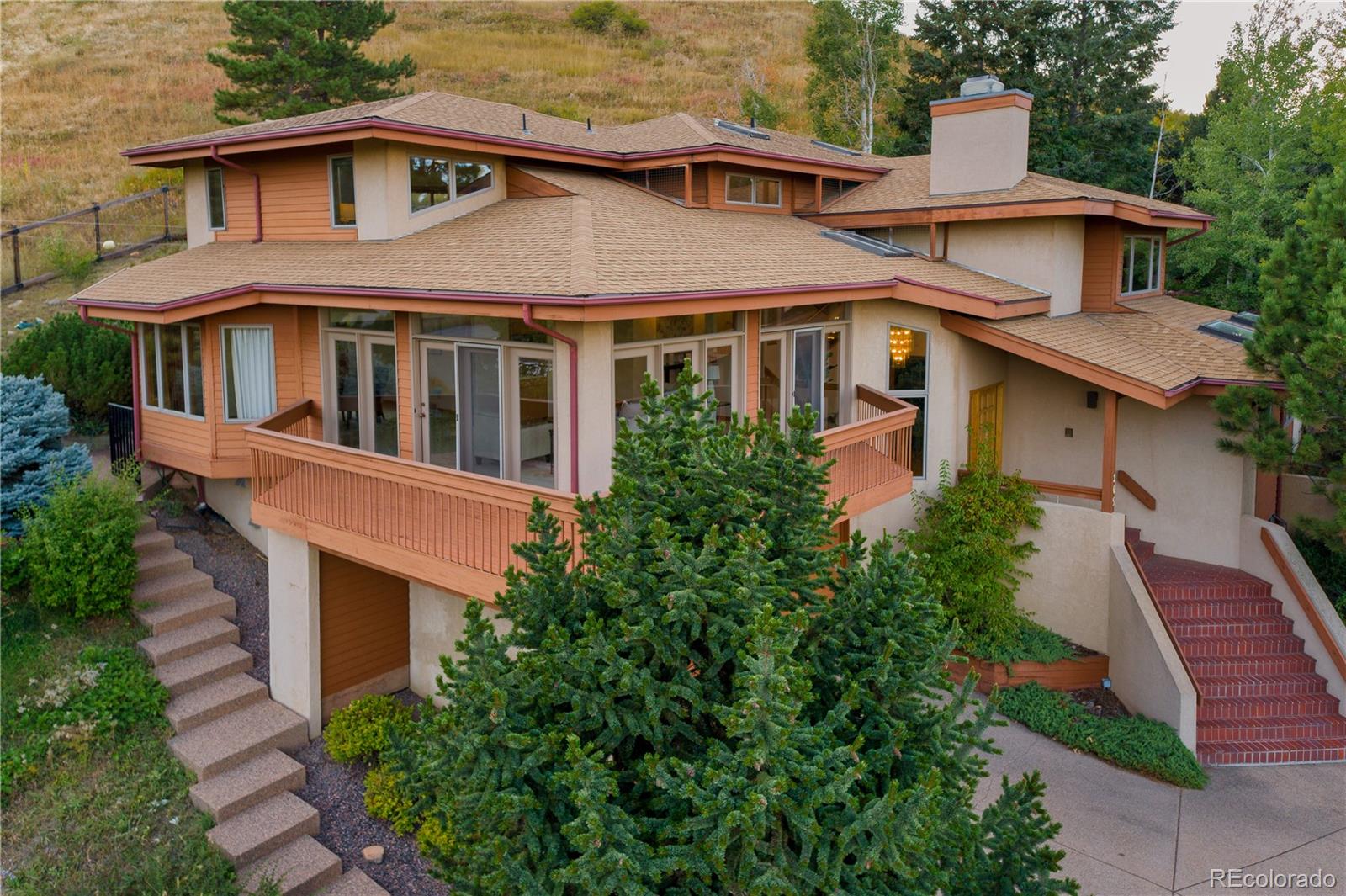265 Bellevue Drive Boulder, CO 80302 - Photo 4 of 32 front view of a house with a yard
