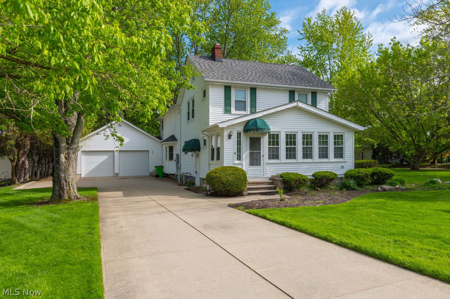 32530 Lake Road Avon Lake, OH 44012 - Photo 3 of 50