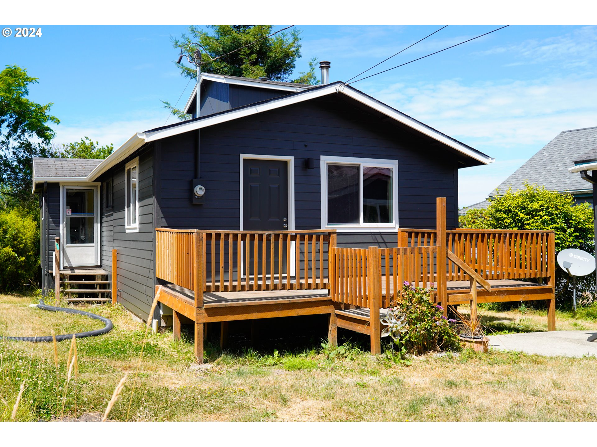 63684 Barry Road Coos Bay, OR 97420 - Photo 1 of 42 Gallery Image 1