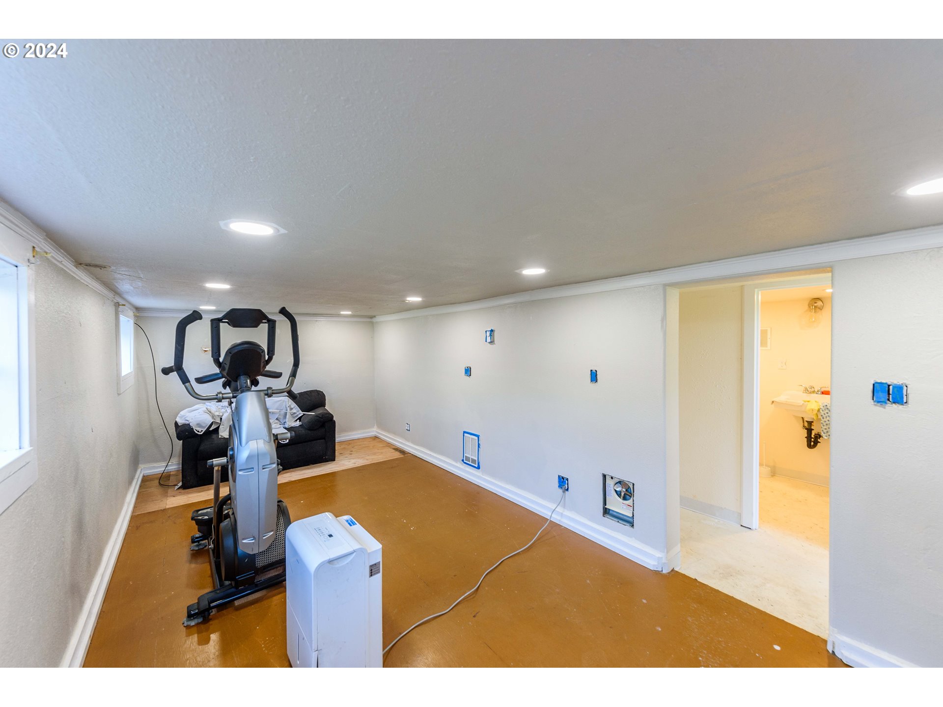 63684 Barry Road Coos Bay, OR 97420 - Photo 26 of 42 Basement
