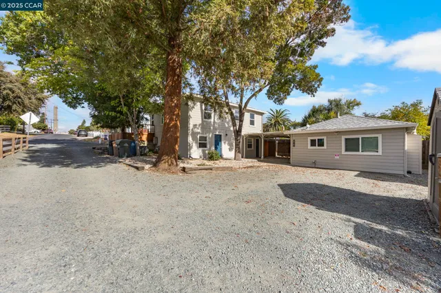$799,000 | 2910 Almond Street, Martinez, CA 94553