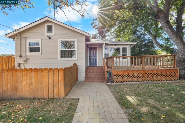 $799,000 | 2910 Almond Street, Martinez, CA 94553