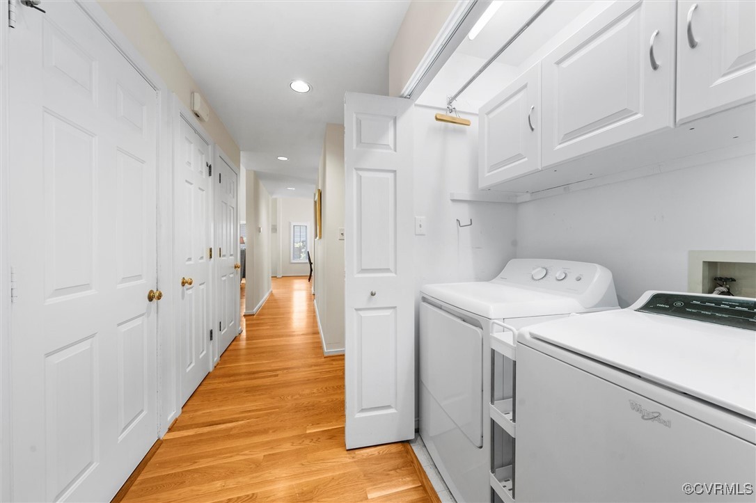 5814 Spinnaker Cove Road Midlothian, VA 23112 - Photo 19 of 46 First floor laundry area with washing machine and