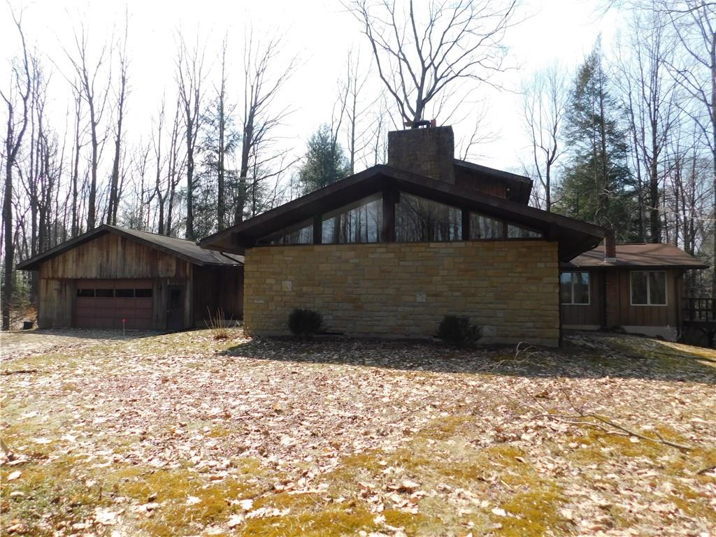 223 Tower Road Jamestown, PA 16134 - Photo 1 of 25 BEAUTIFUL F.R. WITH VAULTED CEILING AND FIREPLACE