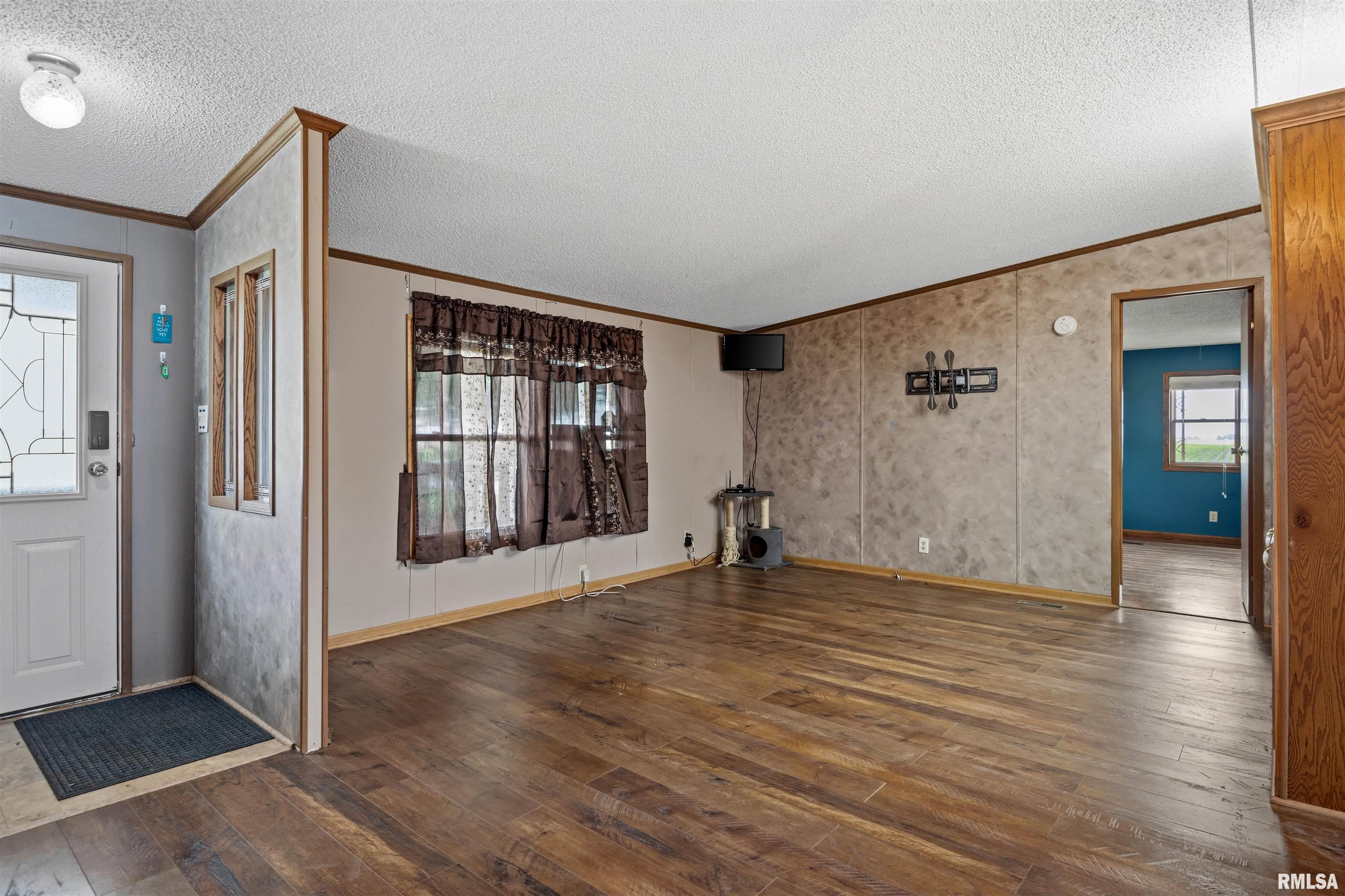 28457 Tutman Road Greenview, IL 62642 - Photo 7 of 46 Gallery Image 7