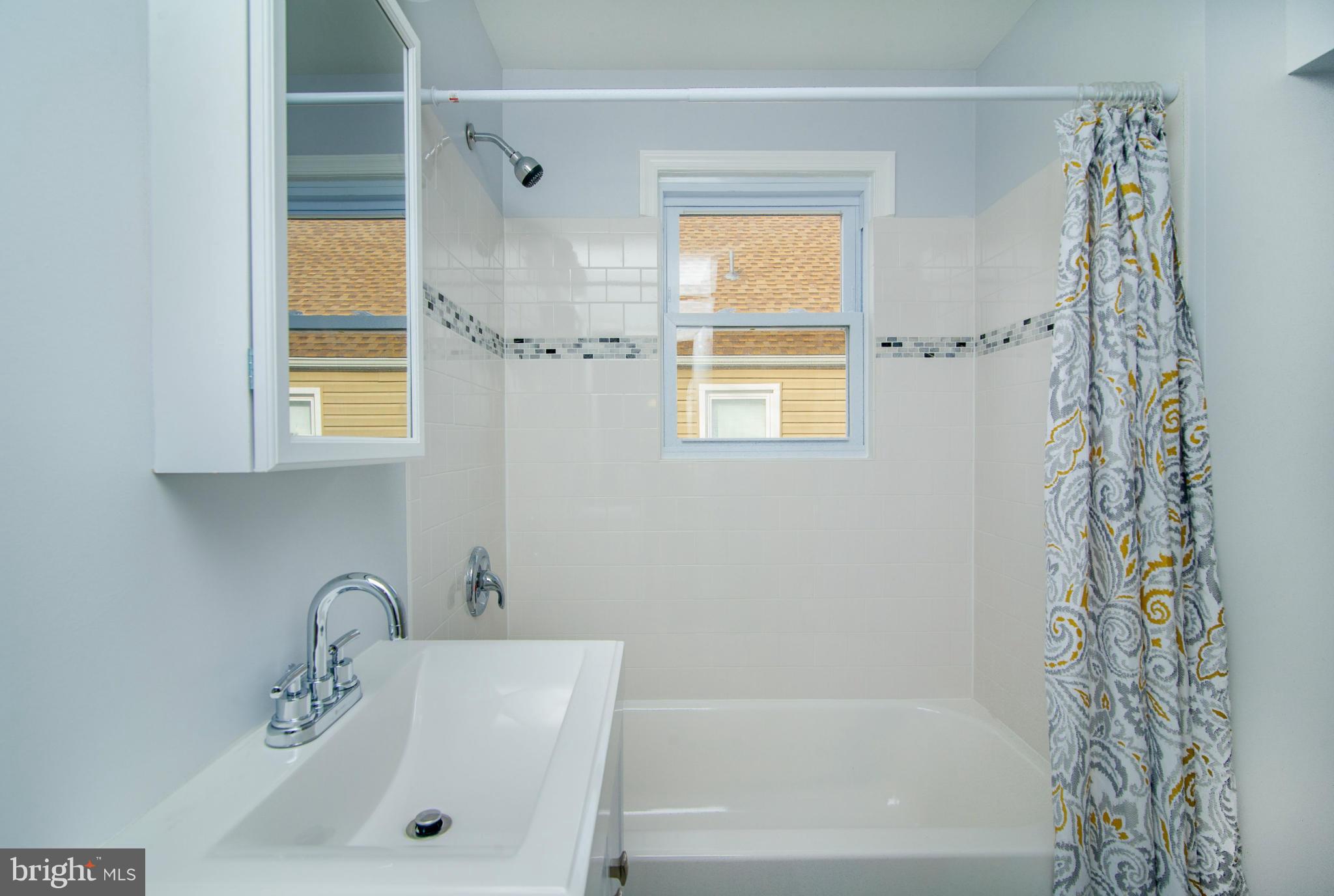 2506 Linwood Road Parkville, MD 21234 - Photo 14 of 30 Bath