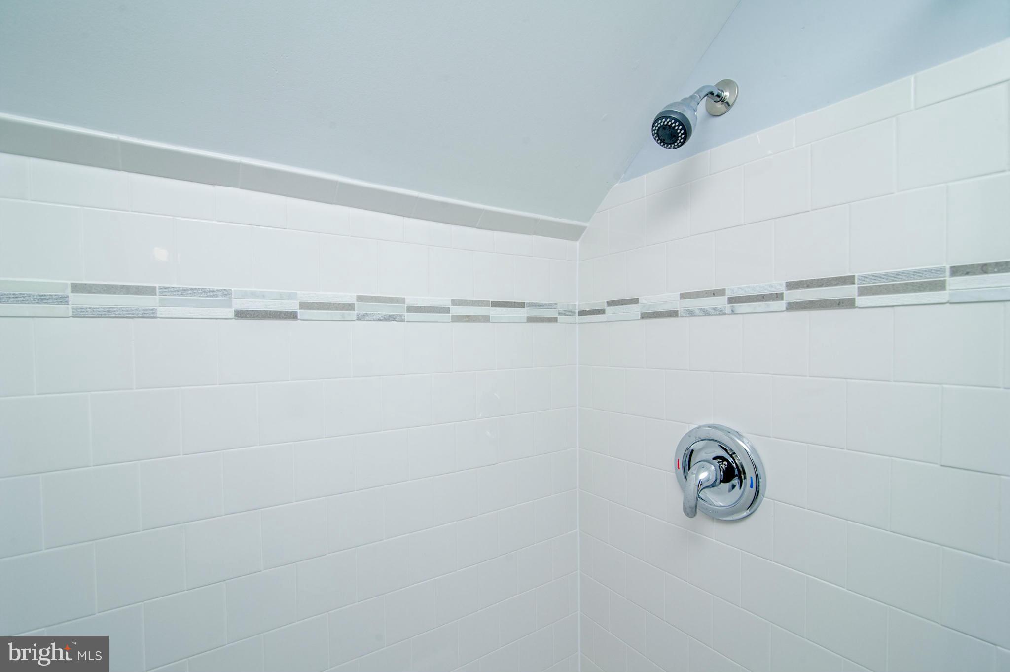 2506 Linwood Road Parkville, MD 21234 - Photo 21 of 30 Bath (Master)
