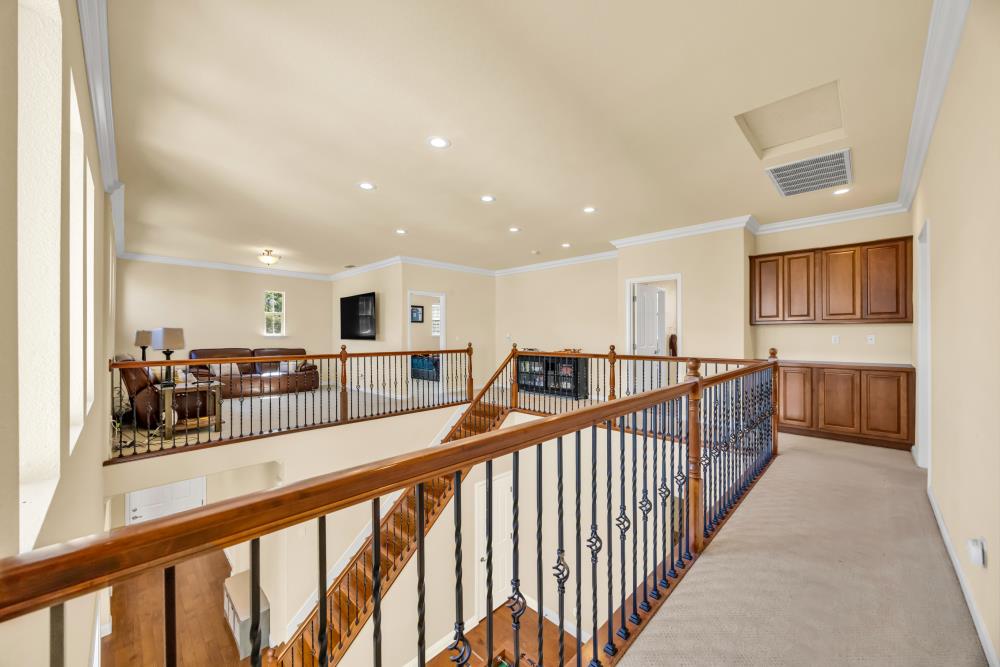 1046 Smith Way Folsom, CA 95630 - Photo 24 of 70