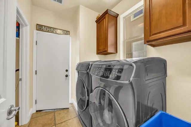 $935,000 | 1046 Smith Way, Folsom, CA 95630