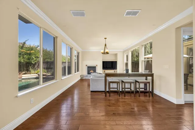 $935,000 | 1046 Smith Way, Folsom, CA 95630