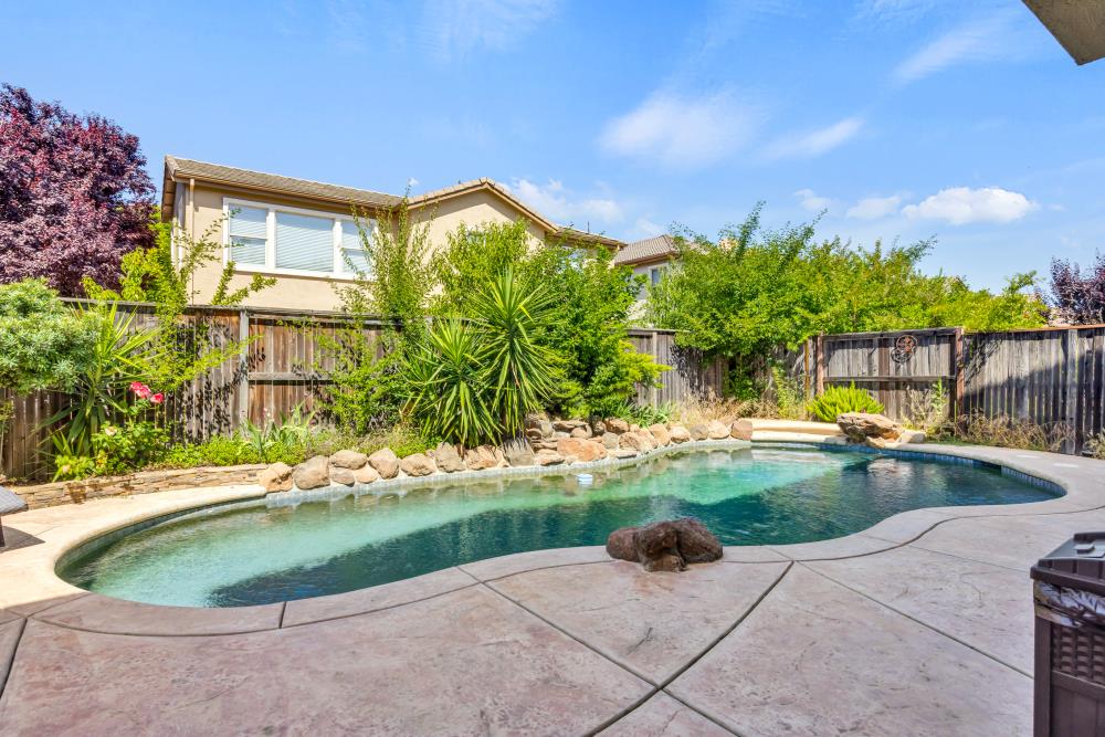 1046 Smith Way Folsom, CA 95630 - Photo 53 of 70