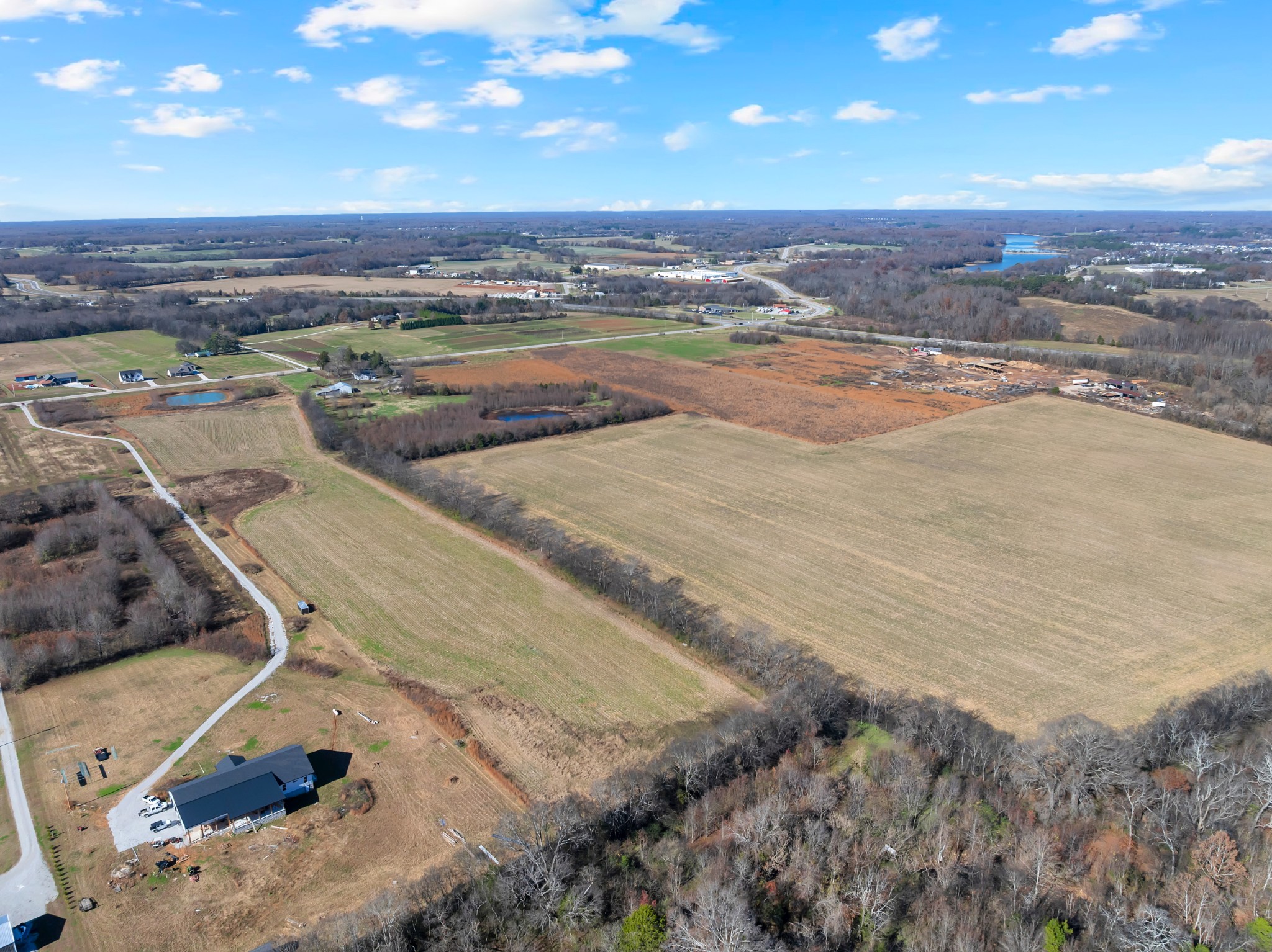 0 Rowe Gap Road Winchester, TN 37398 - Photo 22 of 28 an aerial view of a beach
