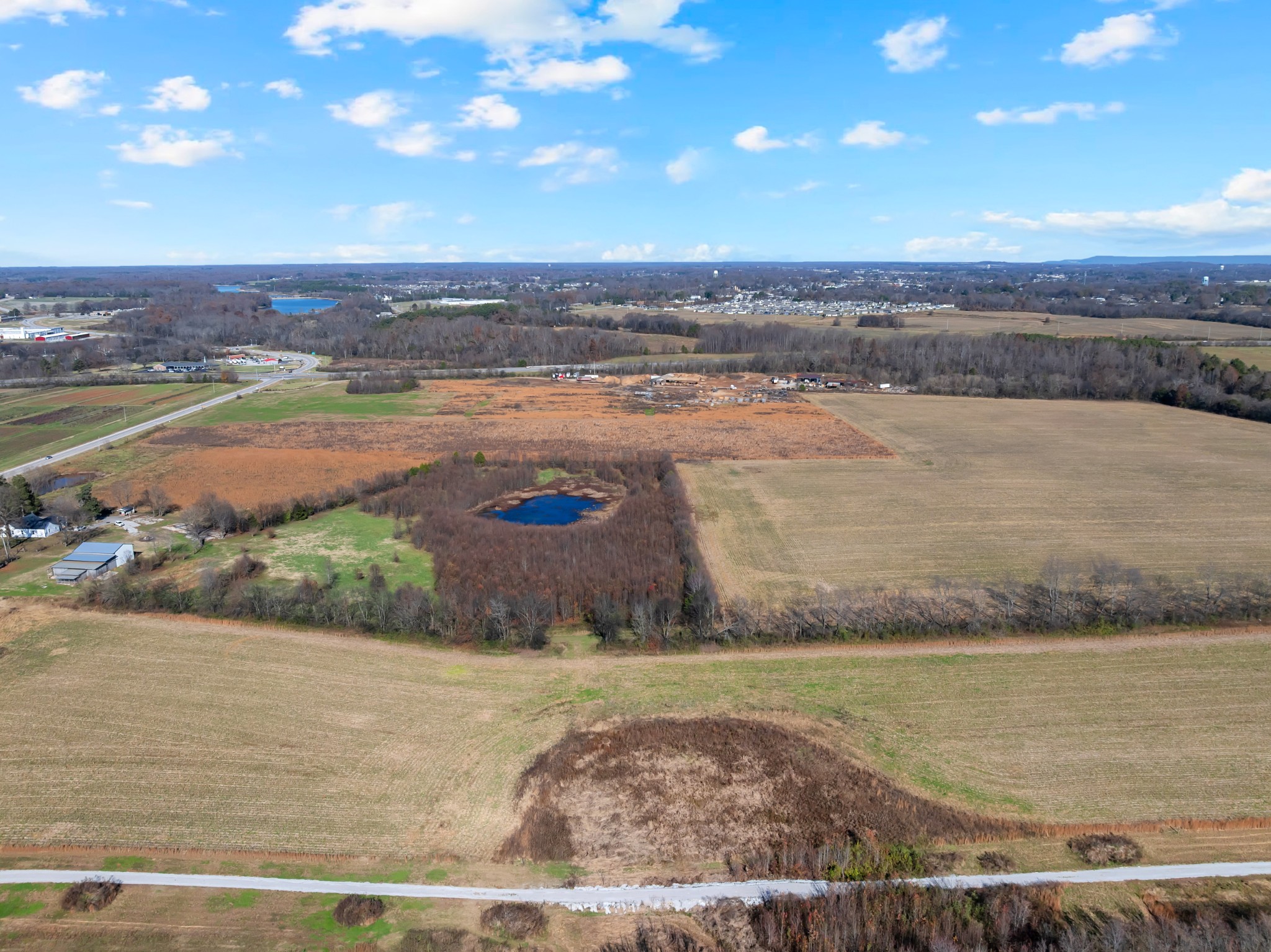 0 Rowe Gap Road Winchester, TN 37398 - Photo 24 of 28 a view of an ocean with beach
