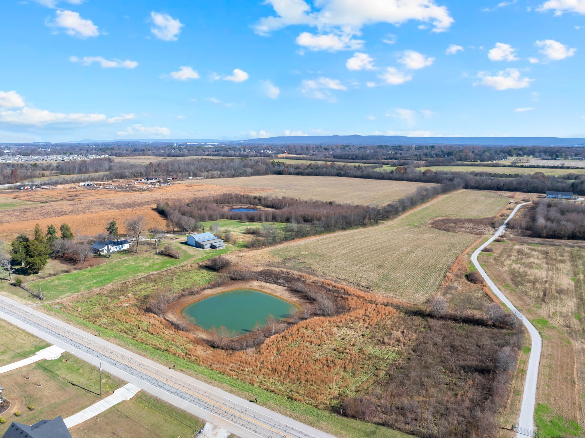 0 Rowe Gap Road Winchester, TN 37398 - Photo 3 of 28 a view of a ocean from a balcony