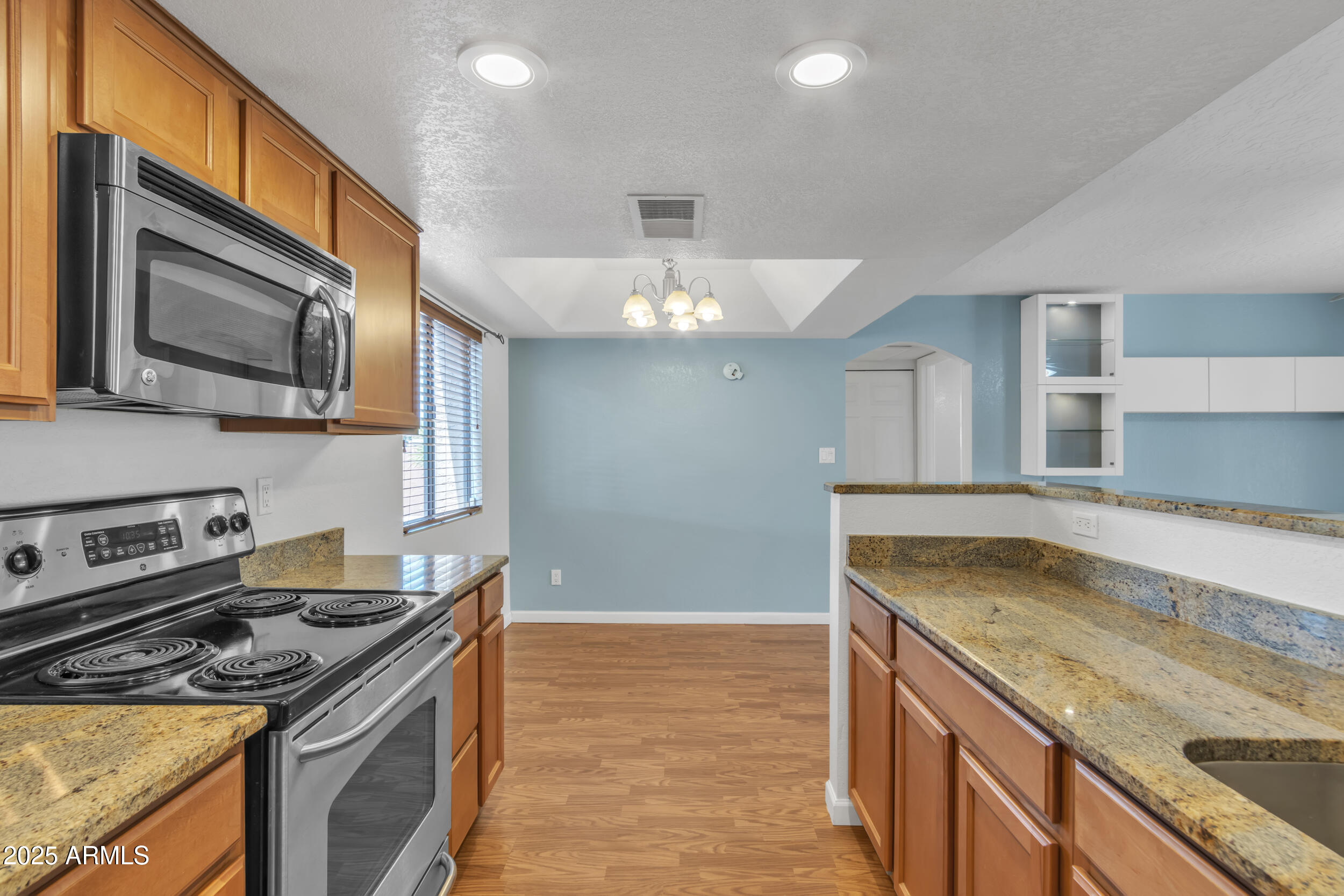 1125 East Broadway Road, Unit 122 Tempe, AZ 85282 - Photo 14 of 27 Kitchen