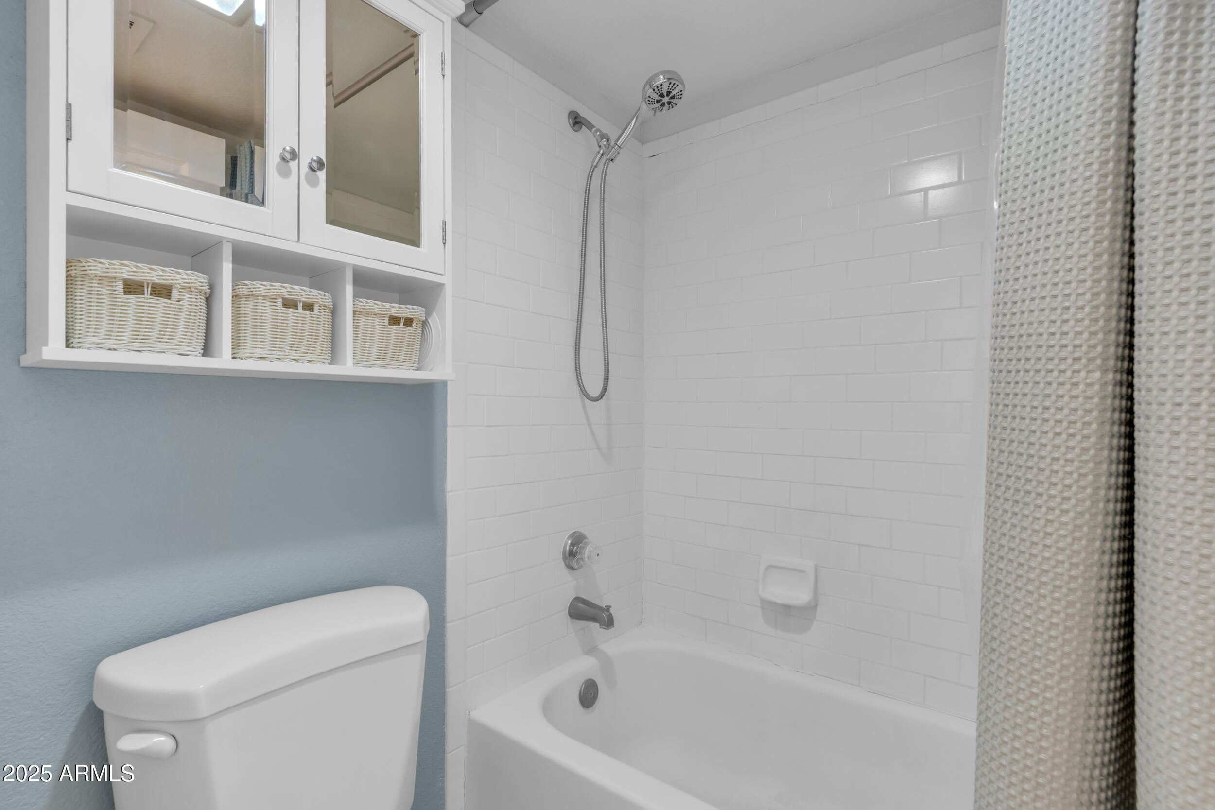 1125 East Broadway Road, Unit 122 Tempe, AZ 85282 - Photo 21 of 27 Master Bath