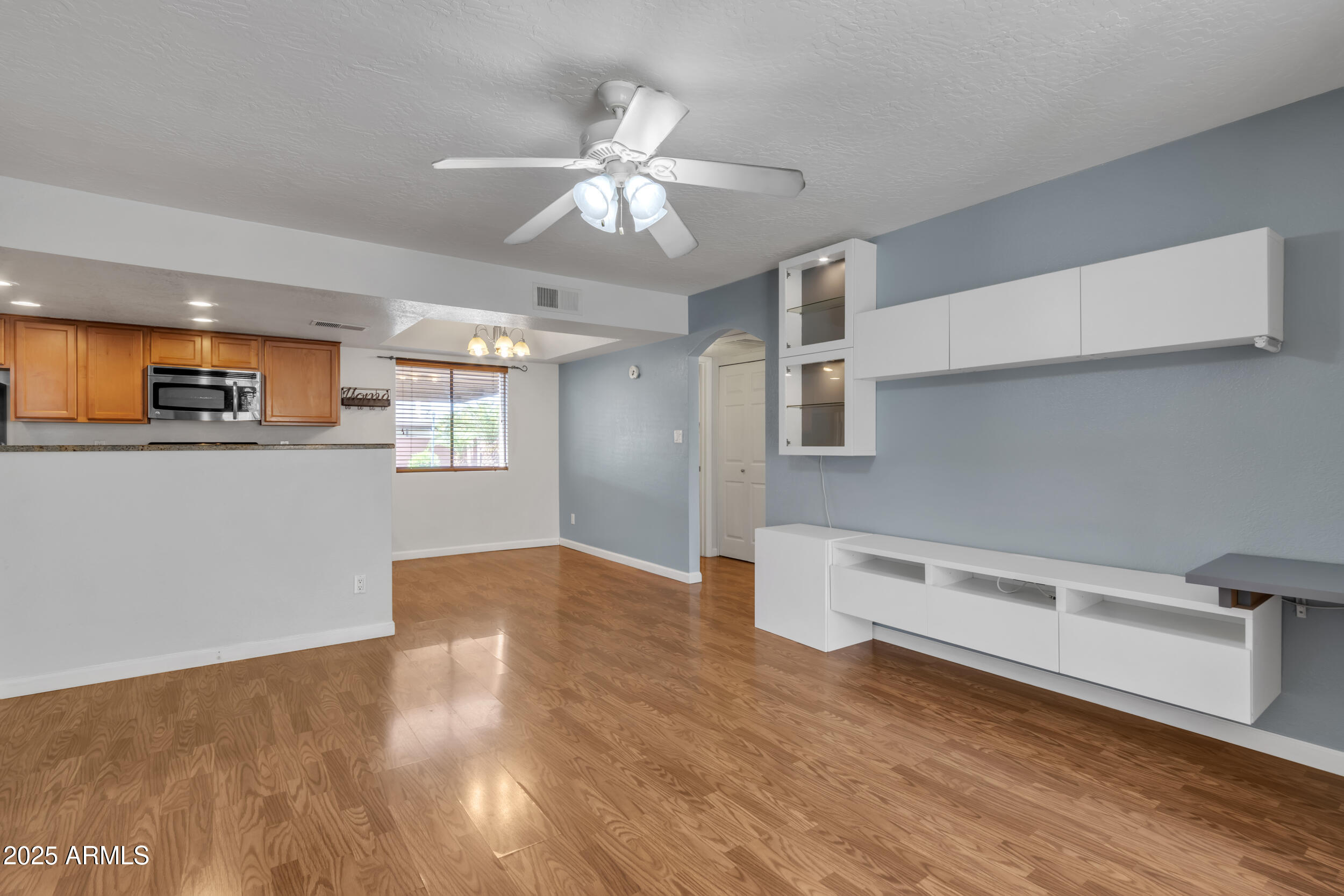 1125 East Broadway Road, Unit 122 Tempe, AZ 85282 - Photo 8 of 27 Great Room