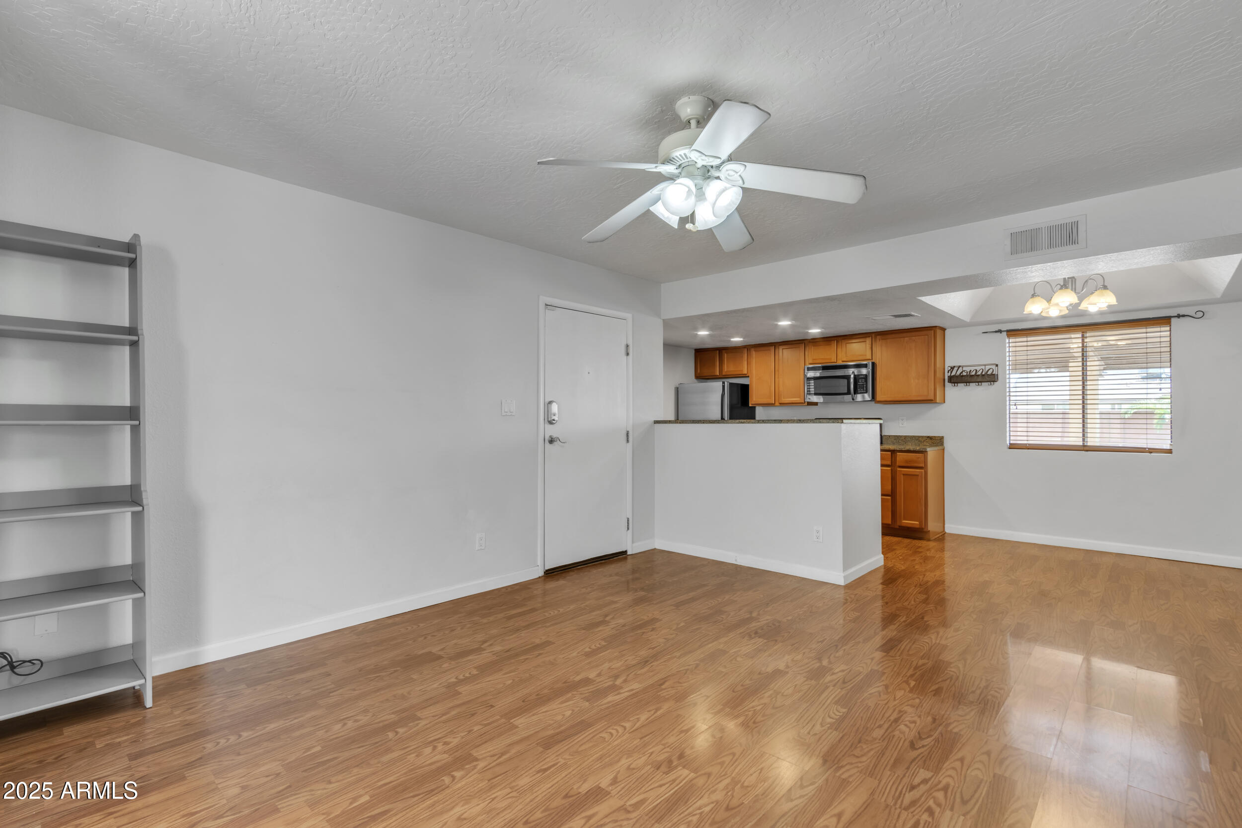 1125 East Broadway Road, Unit 122 Tempe, AZ 85282 - Photo 9 of 27 Great Room
