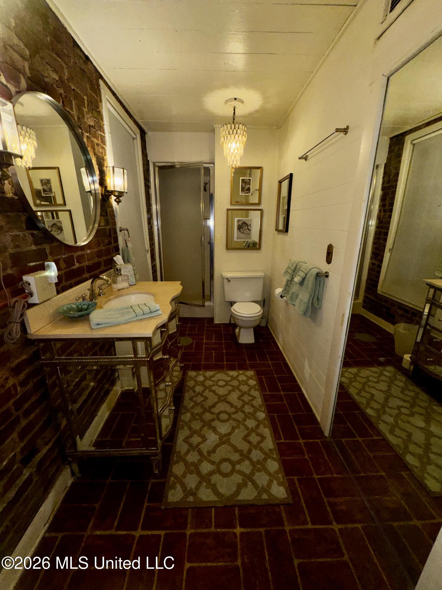 303 North Commerce Street Natchez, MS 39120 - Photo 19 of 21 IMG_7814