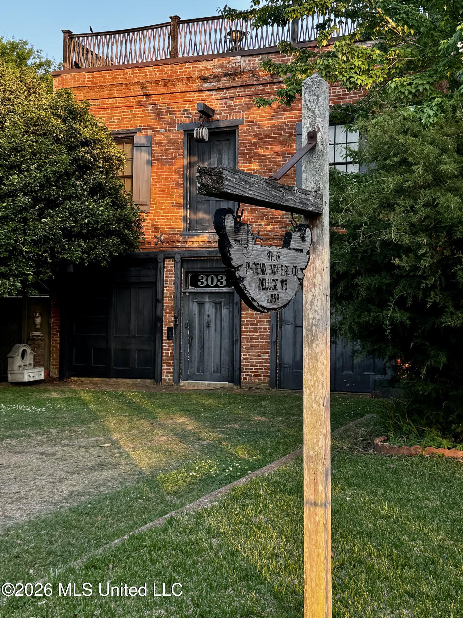 303 North Commerce Street Natchez, MS 39120 - Photo 21 of 21 IMG_7766