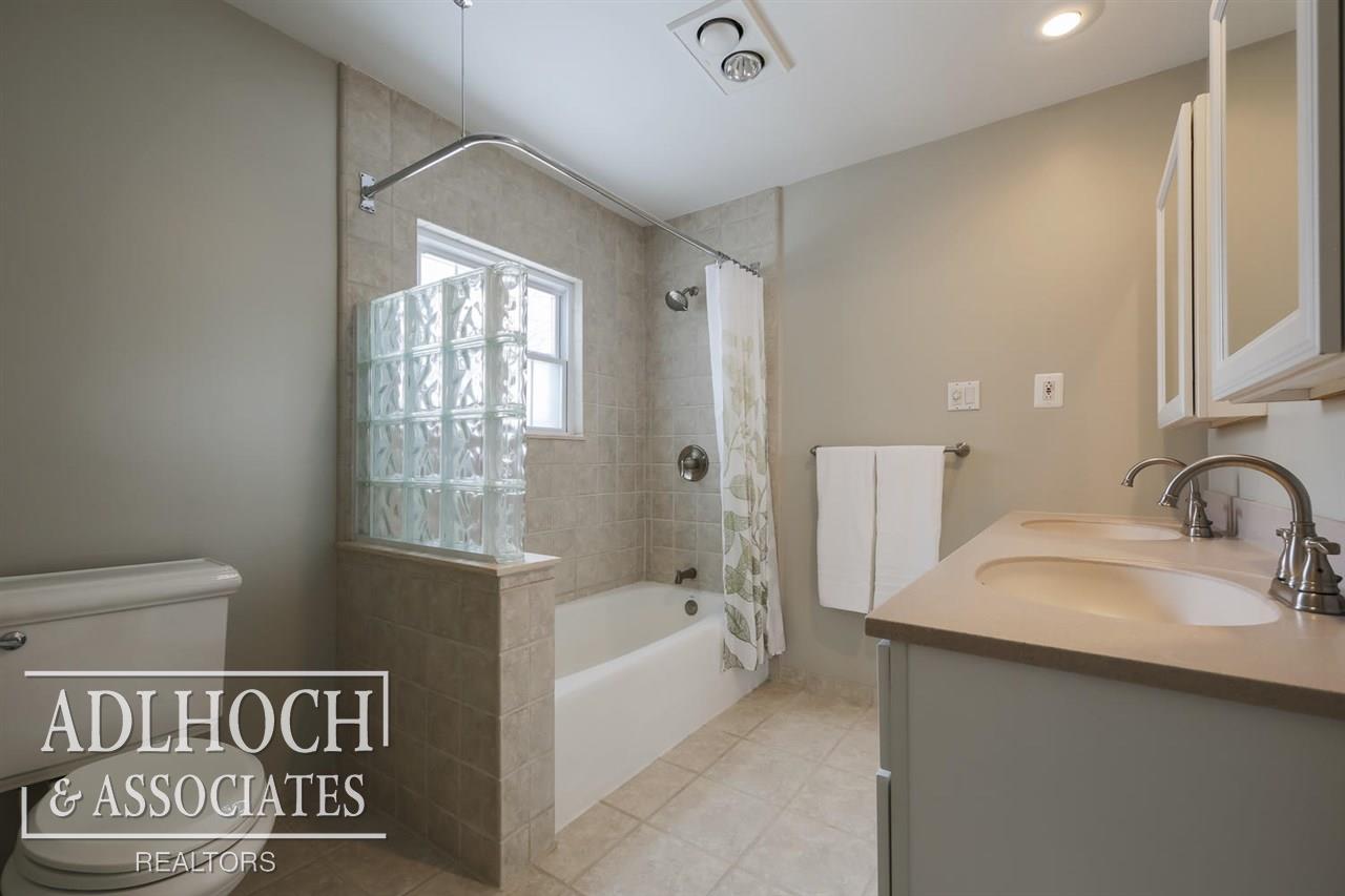 1014 Yorkshire Road Grosse Pointe Park, MI 48230 - Photo 34 of 52