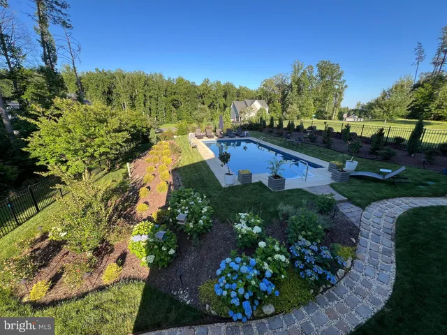 $1,350,000 | 20 Genevieve Court, Fredericksburg, VA 22406