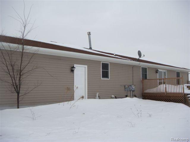 2947 Reeves Road Memphis, MI 48041 - Photo 2 of 16 DSC07851 (Small)