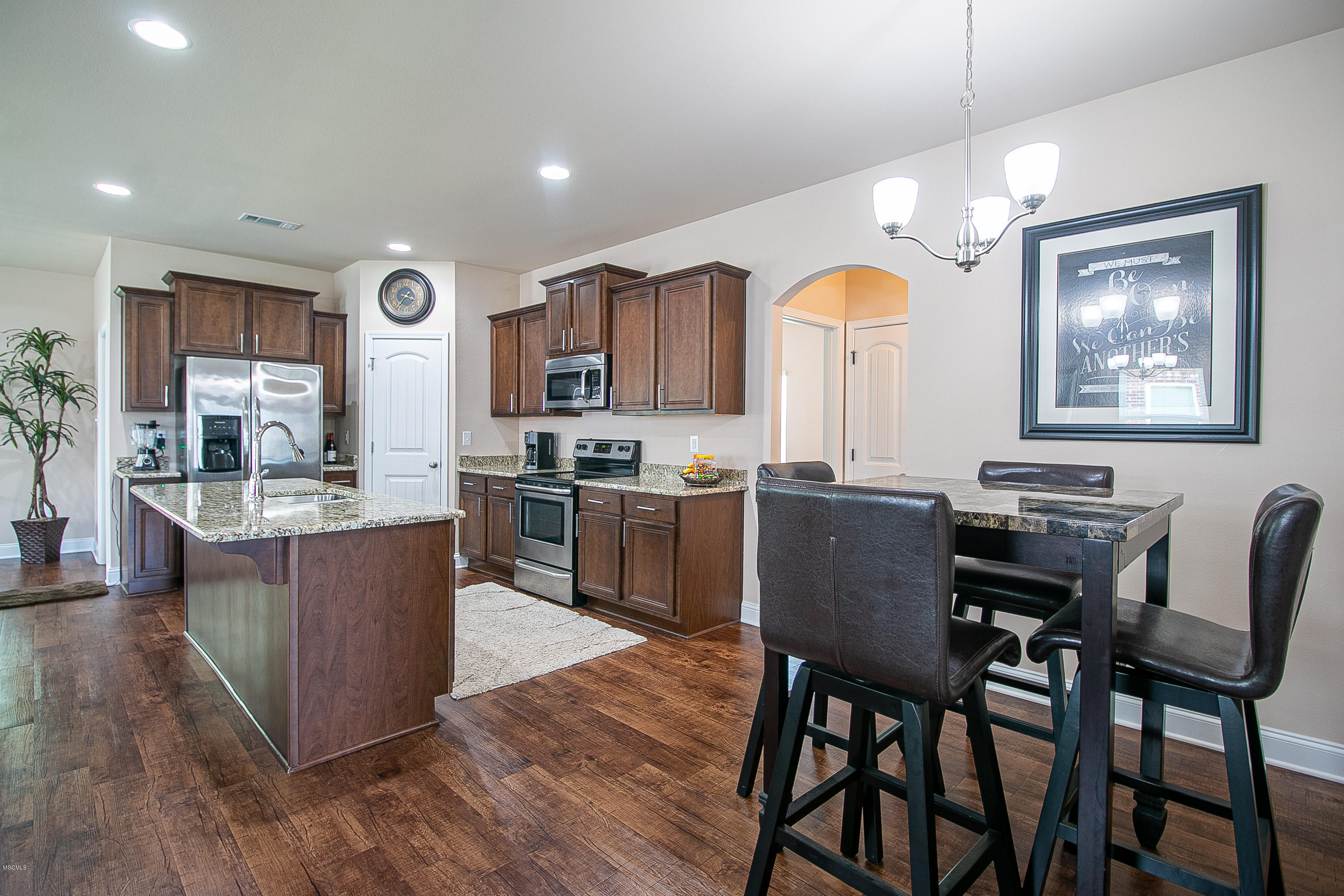 10172 Hutter Road Gulfport, MS 39503 - Photo 5 of 28 Hutter Road-110