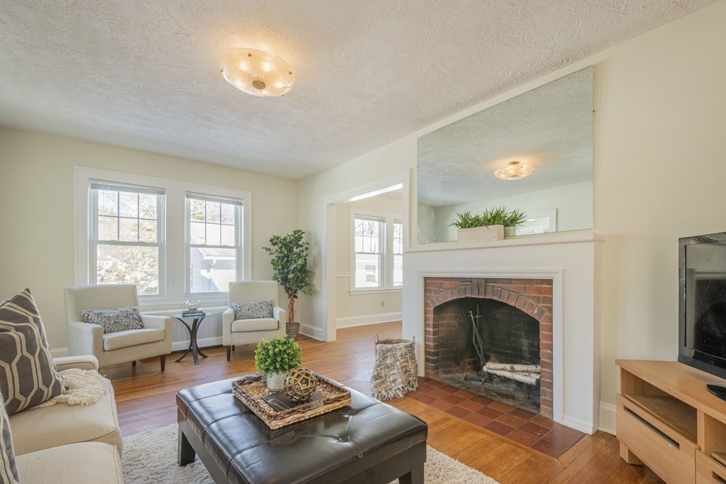 4 Spring Street Lexington, MA 02421 - Photo 13 of 42