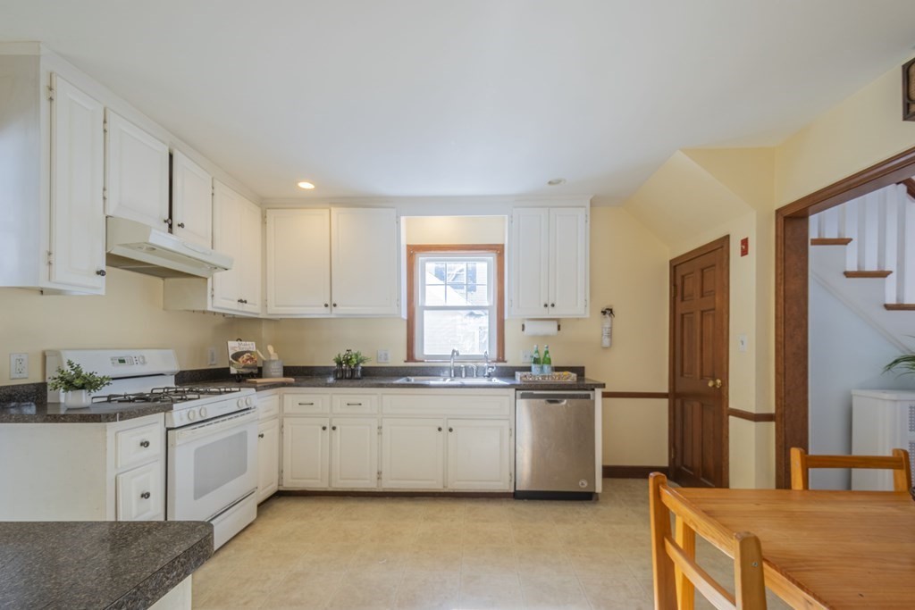 4 Spring Street Lexington, MA 02421 - Photo 18 of 42