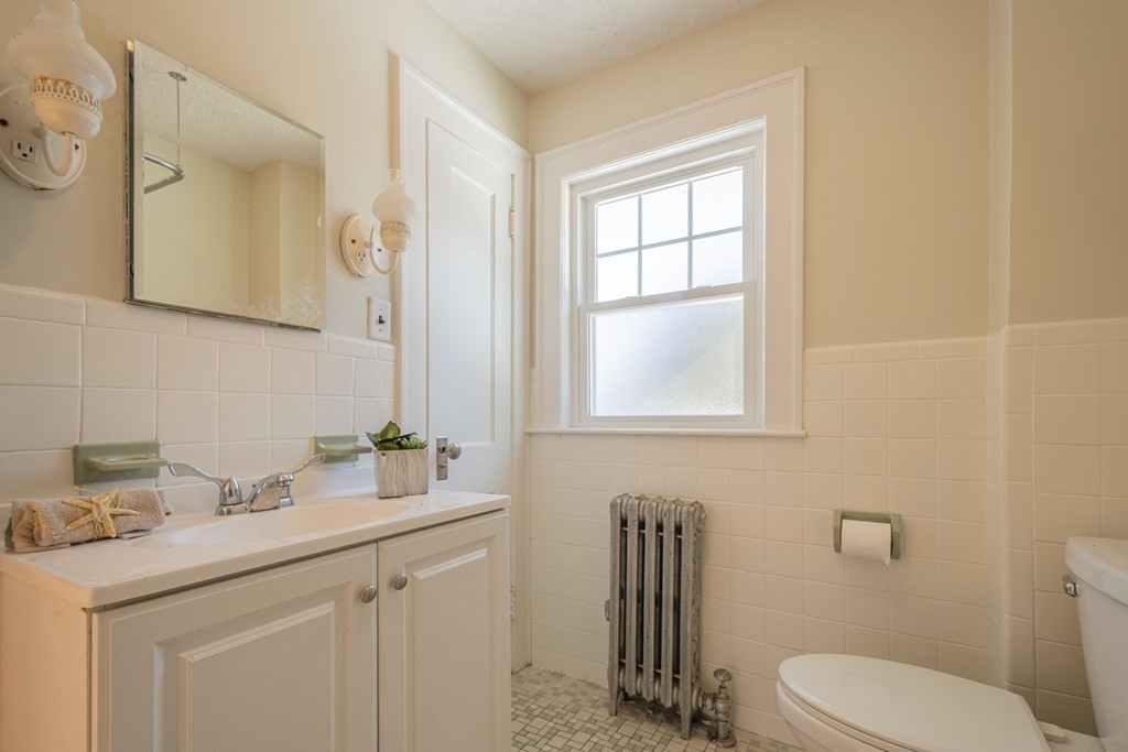 4 Spring Street Lexington, MA 02421 - Photo 37 of 42
