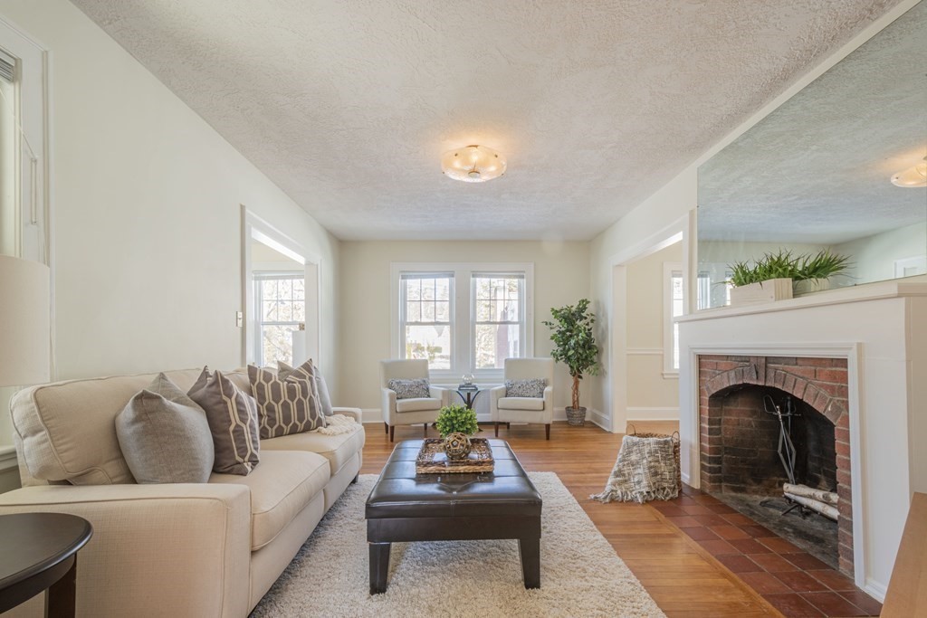 4 Spring Street Lexington, MA 02421 - Photo 6 of 42