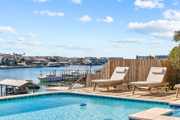 $4,650,000 | 714 Harbor Boulevard, Destin, FL 32541