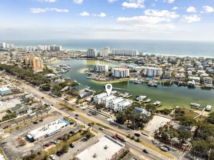 $4,650,000 | 714 Harbor Boulevard, Destin, FL 32541