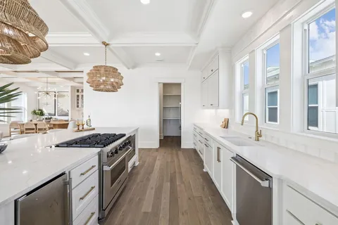 $4,650,000 | 714 Harbor Boulevard, Destin, FL 32541