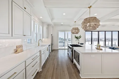 $4,650,000 | 714 Harbor Boulevard, Destin, FL 32541