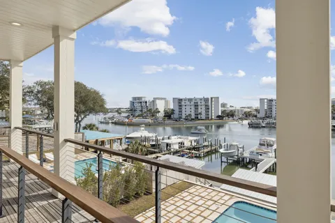 $4,650,000 | 714 Harbor Boulevard, Destin, FL 32541