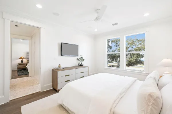 $4,650,000 | 714 Harbor Boulevard, Destin, FL 32541