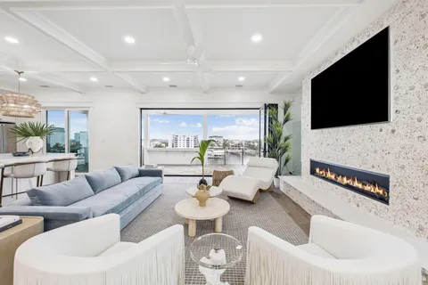 $4,650,000 | 714 Harbor Boulevard, Destin, FL 32541