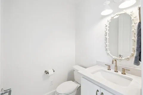 $4,650,000 | 714 Harbor Boulevard, Destin, FL 32541